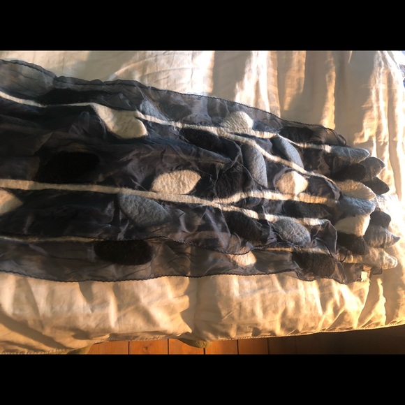 Silk/Merino scarf - Picture 4 of 4